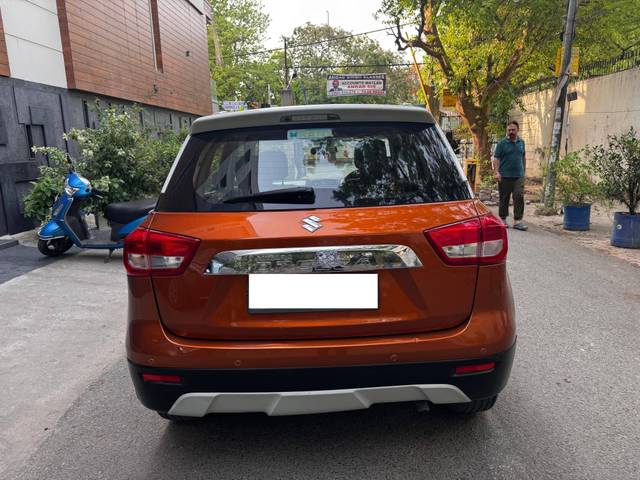 https://images10.gaadi.com/usedcar_image/4521502/original/processed_94b32a5e-5578-4f39-85c7-7f845b9a40b9.jpg?imwidth=6401