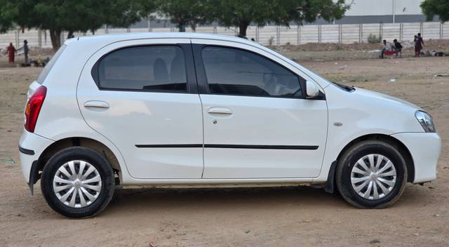 https://images10.gaadi.com/usedcar_image/4521508/original/11a3d3472e730514f126bc2e09dbf036.jpg?imwidth=6401