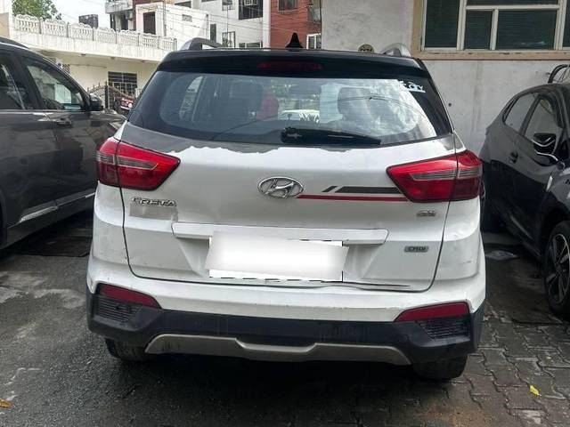 https://images10.gaadi.com/usedcar_image/4521514/original/processed_processed_c41913c9-994d-44be-ac9d-a85948c3382a.jpeg?imwidth=6400