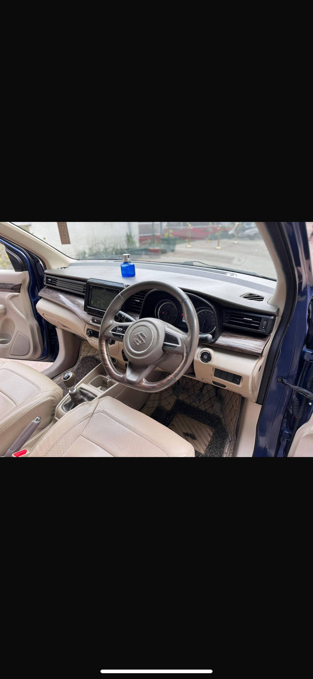 https://images10.gaadi.com/usedcar_image/4521521/original/processed_c827a5f4-5158-420c-929d-194a7fec6f61.png?imwidth=6402