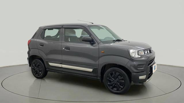 https://images10.gaadi.com/usedcar_image/4521527/original/e930379ba08595d05101b9db4a1c2f85.jpg?imwidth=6400