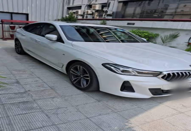 https://images10.gaadi.com/usedcar_image/4521553/original/d163eddb-b373-40ce-89cb-d1f16f5c13ca.?imwidth=6401
