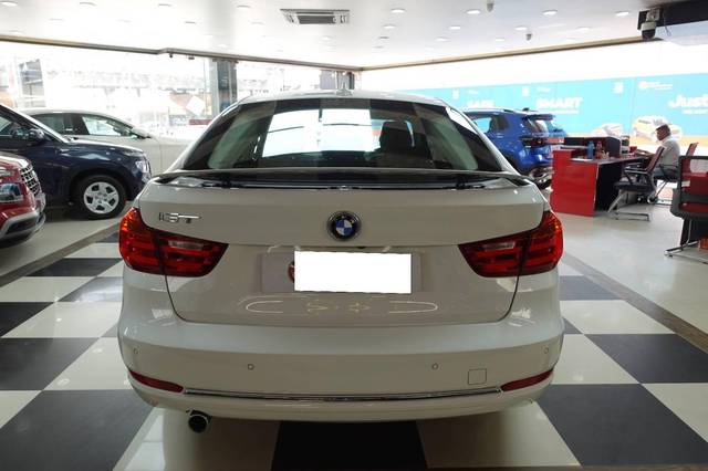 https://images10.gaadi.com/usedcar_image/4521572/original/processed_48ad2ad03aba22b628b3acdc718de50f.jpg?imwidth=6401