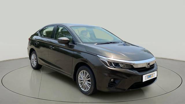 https://images10.gaadi.com/usedcar_image/4521579/original/418525e14e3bbc48755eb2635479099c.jpg?imwidth=6400