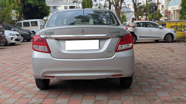 https://images10.gaadi.com/usedcar_image/4521586/original/processed_6b9bcf7823c5d80871689a256be824d9.jpg?imwidth=6402