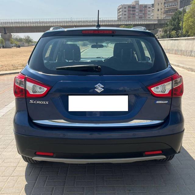 https://images10.gaadi.com/usedcar_image/4521590/original/processed_3fa73be7cfaa581cc590c33fe06f21c8.jpg?imwidth=6401