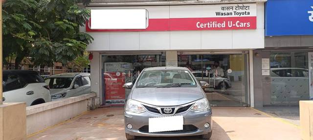 https://images10.gaadi.com/usedcar_image/4521592/original/processed_7e268c9f1f324e72f90bfbaff3d67b95.jpeg?imwidth=6402