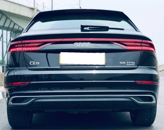 https://images10.gaadi.com/usedcar_image/4521594/original/processed_a9e468de0438a3cf70ec26140de5221f.jpg?imwidth=6401