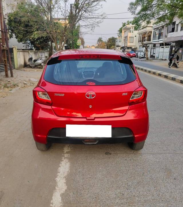 https://images10.gaadi.com/usedcar_image/4521597/original/processed_d8822cdedee6703b887ab7a19c7f287b.jpg?imwidth=6401