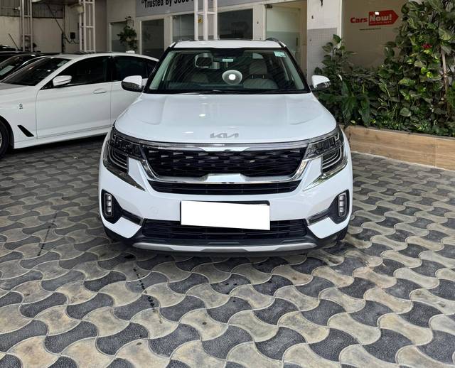 https://images10.gaadi.com/usedcar_image/4521603/original/processed_116c4fa48c9bb9735e4b2dd1c6b866d1.jpg?imwidth=6400