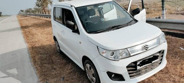 https://images10.gaadi.com/usedcar_image/4521605/original/processed_91b606a1-d9c3-4dc1-a07d-085d0da1b9b5.jpg?imwidth=6400