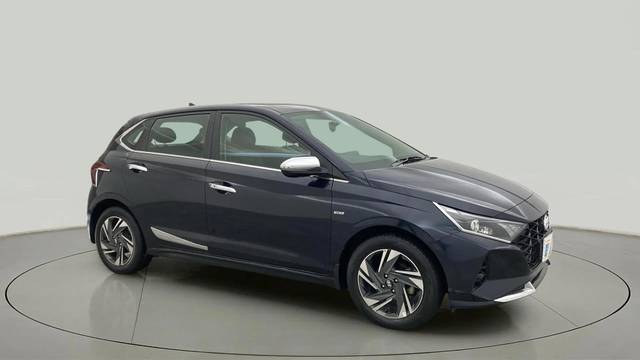 https://images10.gaadi.com/usedcar_image/4521611/original/940afb2e8009a7f1bcd0b348af64b512.jpg?imwidth=6400