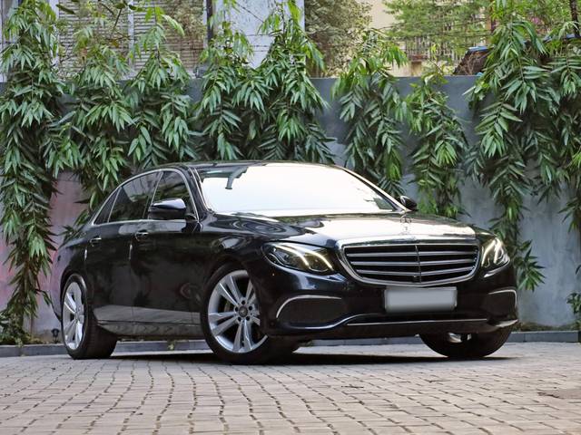 https://images10.gaadi.com/usedcar_image/4521616/original/processed_adba4d31ad14d22069d01dc59bef3f43.jpg?imwidth=6400