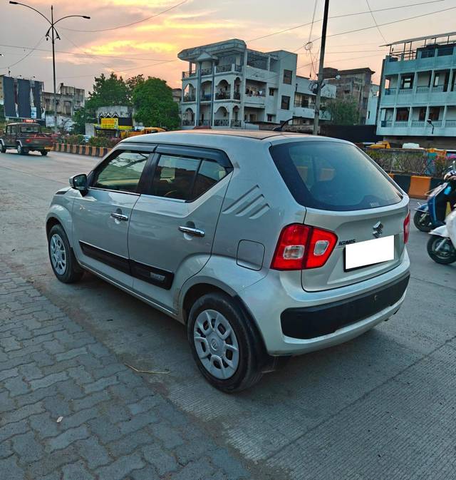 https://images10.gaadi.com/usedcar_image/4521617/original/processed_9d58244330eaf38bbe00c1d508840a61.jpg?imwidth=6402
