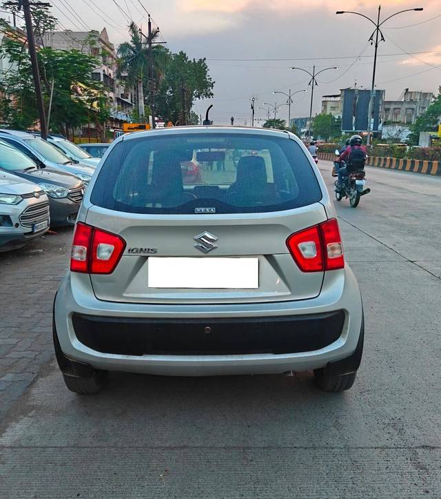 https://images10.gaadi.com/usedcar_image/4521617/original/processed_ccc7bd2c5d02292d359041a21d0af52d.jpg?imwidth=6401