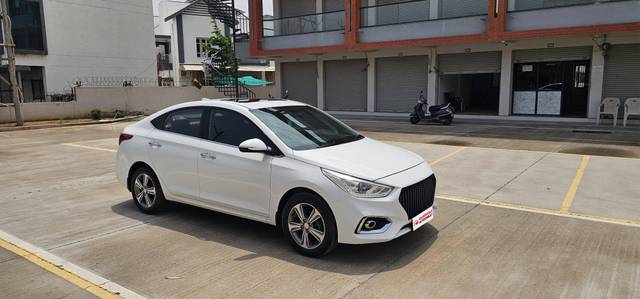 https://images10.gaadi.com/usedcar_image/4521629/original/processed_c28f7f665ebbbd572d4b4d106926d256.jpg?imwidth=6400