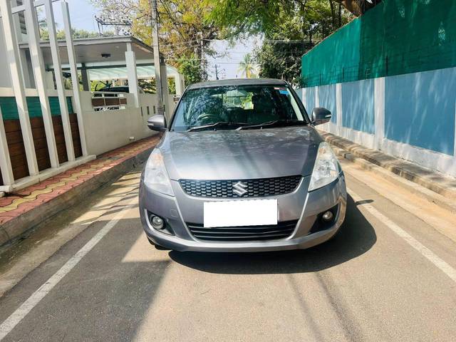 https://images10.gaadi.com/usedcar_image/4521631/original/processed_cfaae7f7cc3e749a1e4e67b3a8457c9c.JPG?imwidth=6400