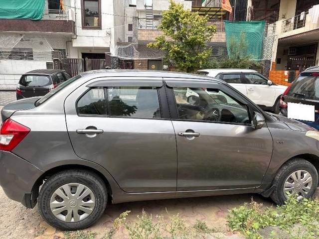 https://images10.gaadi.com/usedcar_image/4521643/original/processed_f305f58c-eb27-4129-a15b-6833d4305b4e.jpg?imwidth=6401