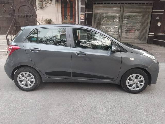 https://images10.gaadi.com/usedcar_image/4521644/original/67b3ec7116fc4af6e35f8abc0141aad5.jpg?imwidth=6401