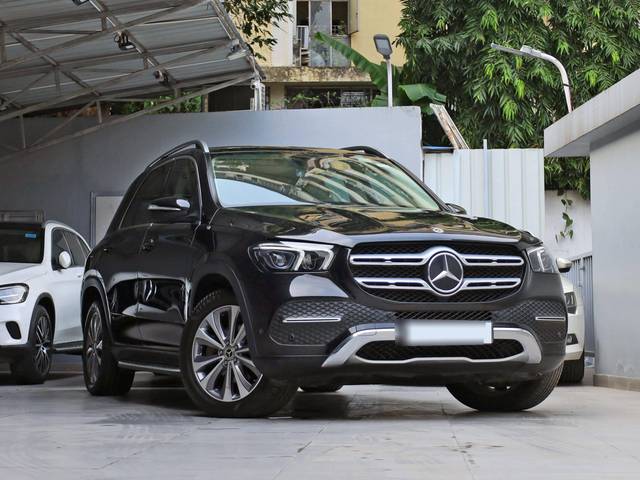 https://images10.gaadi.com/usedcar_image/4521647/original/processed_8deadd4641e88bd96a3b7cd8bf064820.jpg?imwidth=6400