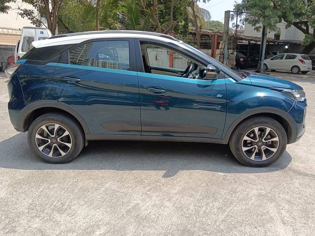 https://images10.gaadi.com/usedcar_image/4521654/original/9f42de3160f24f38a2b4694774029e89.jpg?imwidth=6401