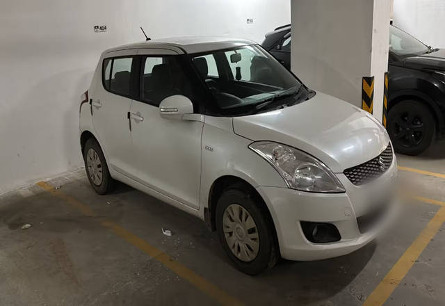 https://images10.gaadi.com/usedcar_image/4521664/original/c1629ec8-abe2-455c-b1c2-1e5b1072e260.?imwidth=6400