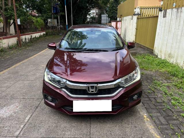 https://images10.gaadi.com/usedcar_image/4521707/original/processed_20bb811f-5aa1-40df-9c57-9a817a9010cb.jpg?imwidth=6400