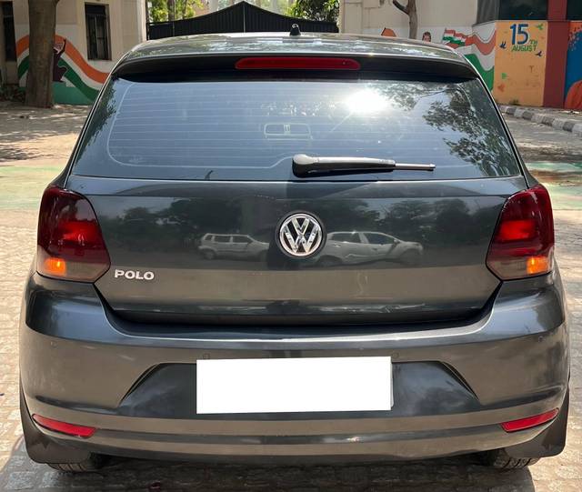 https://images10.gaadi.com/usedcar_image/4521729/original/processed_2e8772c8-8837-4d7f-888c-9644d0c2df72.jpg?imwidth=6402