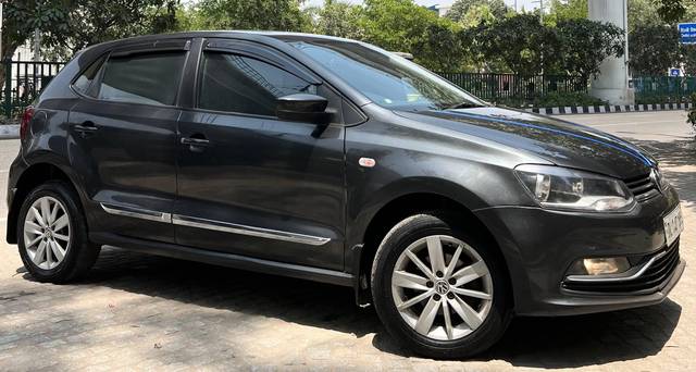 https://images10.gaadi.com/usedcar_image/4521729/original/processed_fd0f7120-d2e0-47be-bef4-c922823a55cb.jpg?imwidth=6400