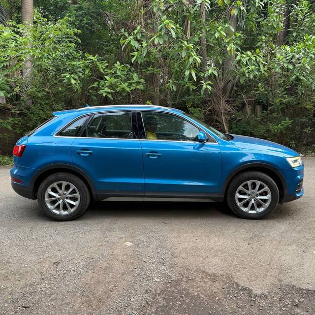 https://images10.gaadi.com/usedcar_image/4521733/original/a418db10e18ccb4d48cc81d20bf157f6.jpg?imwidth=6401