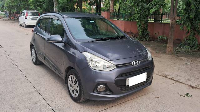 https://images10.gaadi.com/usedcar_image/4521744/original/processed_c245dc20e6bce163bb60ae9794325aee.jpg?imwidth=6400
