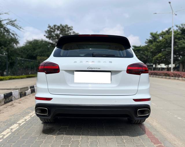 https://images10.gaadi.com/usedcar_image/4521748/original/processed_8831aff184c7fdb8a0d8de033135e701.jpg?imwidth=6401