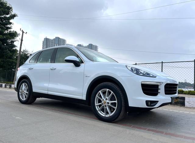 https://images10.gaadi.com/usedcar_image/4521748/original/processed_a88ec9634b93c079e0eead33ca05330b.jpg?imwidth=6400