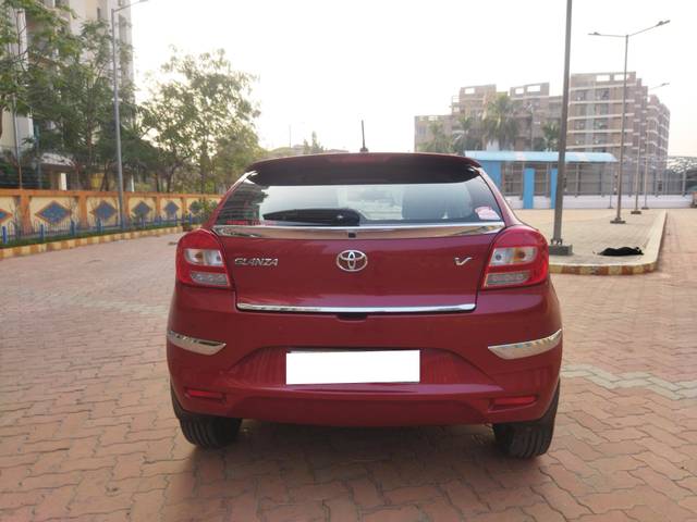 https://images10.gaadi.com/usedcar_image/4521763/original/processed_2dc1b1b912e60fdc374f66a919b94fab.jpg?imwidth=6402