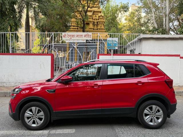 https://images10.gaadi.com/usedcar_image/4521767/original/processed_c721580e-f6e4-4fac-80bd-ae8f809434d1.jpg?imwidth=6402