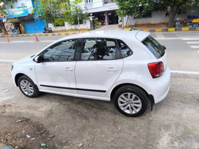 https://images10.gaadi.com/usedcar_image/4521775/original/processed_d38d84cdc0411e584cfa94082c25a20b.jpg?imwidth=6402