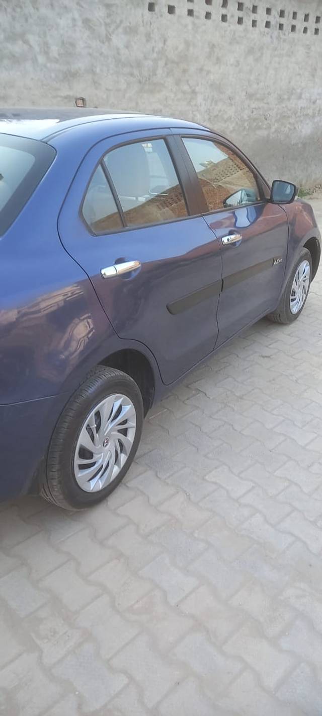 https://images10.gaadi.com/usedcar_image/4521779/original/fddc42998ade5878a4f11b23147d5cc2.jpg?imwidth=6401