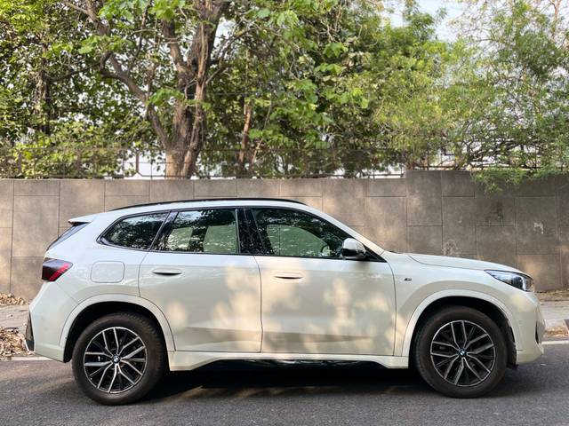 https://images10.gaadi.com/usedcar_image/4521790/original/3f030b1ed862dd2b511a8c0666fce097.jpg?imwidth=6401