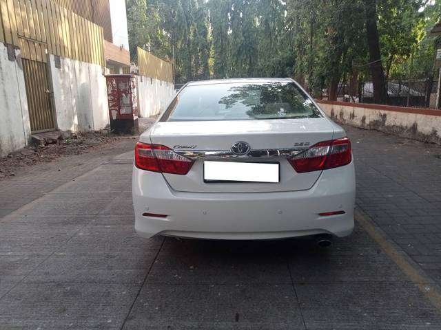 https://images10.gaadi.com/usedcar_image/4521792/original/processed_0f8f283c-1f61-490d-ba5b-b1d00bd50495.jpg?imwidth=6402