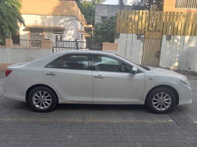 https://images10.gaadi.com/usedcar_image/4521792/original/processed_11d7c434-0717-4413-92e7-7154e83be747.jpg?imwidth=6401