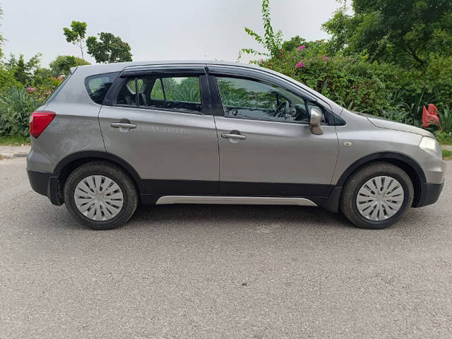 https://images10.gaadi.com/usedcar_image/4521793/original/b4928aa090626787145417860e3cd1f0.png?imwidth=6402