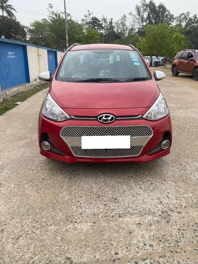 https://images10.gaadi.com/usedcar_image/4521797/original/processed_9b581b5edbe38132b85f2c3e1d7068a2.jpg?imwidth=6400