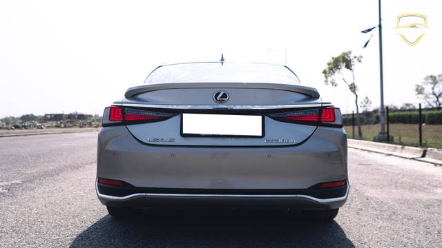 https://images10.gaadi.com/usedcar_image/4521800/original/processed_a8aaf1690fb8d65529545546286f6e8f.jpg?imwidth=6402