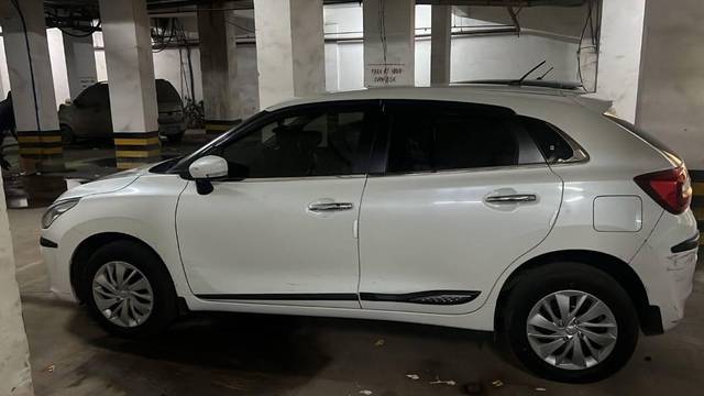 https://images10.gaadi.com/usedcar_image/4521830/original/processed_12e98d08-559b-4bd4-b472-c169b7904a21.jpeg?imwidth=6402