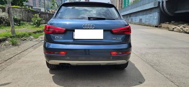 https://images10.gaadi.com/usedcar_image/4521849/original/processed_1693d5daef35e1da87399dc15db78a8a.jpeg?imwidth=6402