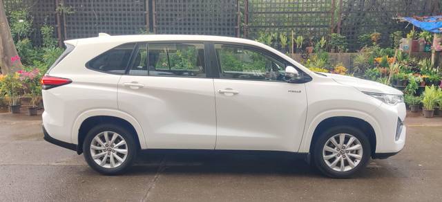 https://images10.gaadi.com/usedcar_image/4521880/original/processed_ec2ddc81736710cdcc5ec207cba5a45d.jpg?imwidth=6401