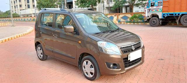 https://images10.gaadi.com/usedcar_image/4521888/original/processed_0cd3f9f4088bab81e1282a84fb3cf73d.jpg?imwidth=6400