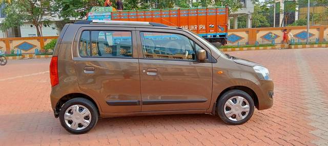 https://images10.gaadi.com/usedcar_image/4521888/original/processed_db1edafbf7ce98ad5dacc66ad059391a.jpg?imwidth=6401