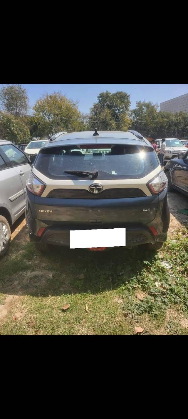 https://images10.gaadi.com/usedcar_image/4521892/original/processed_8ca3fc62e0d9e11aed7bf317b18d60a9.jpg?imwidth=6400