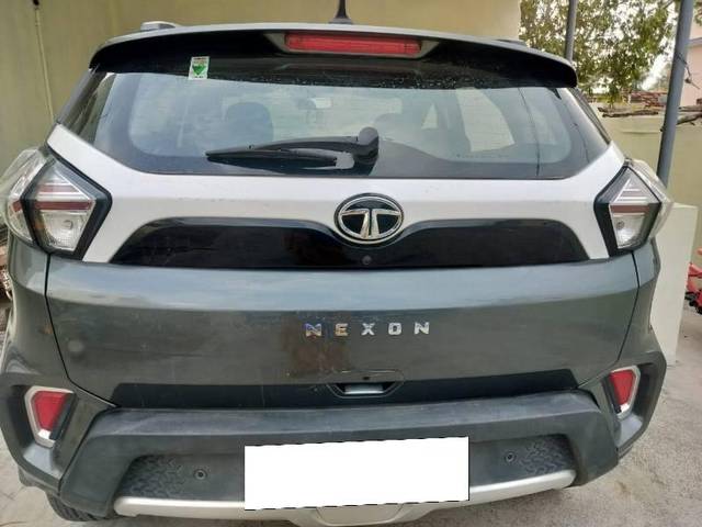 https://images10.gaadi.com/usedcar_image/4521893/original/processed_436f7e3e-0492-412c-88f5-0f907eb71379.jpg?imwidth=6400